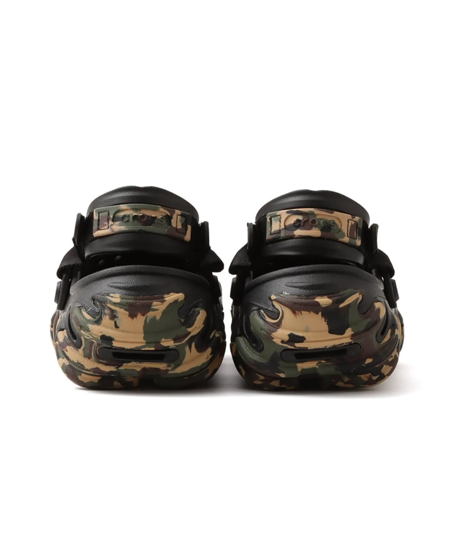Универсальные сабо-кроссовки из синтетического материала Crocs Echo Camo RO черные — фото 4