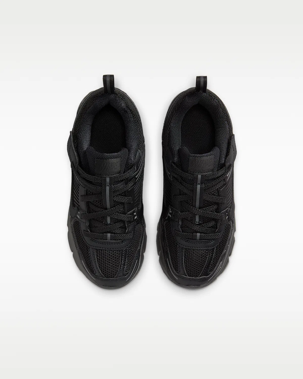 Детские кроссовки со светоотражающими элементами Nike Vomero 5, Black/Black — фото 4