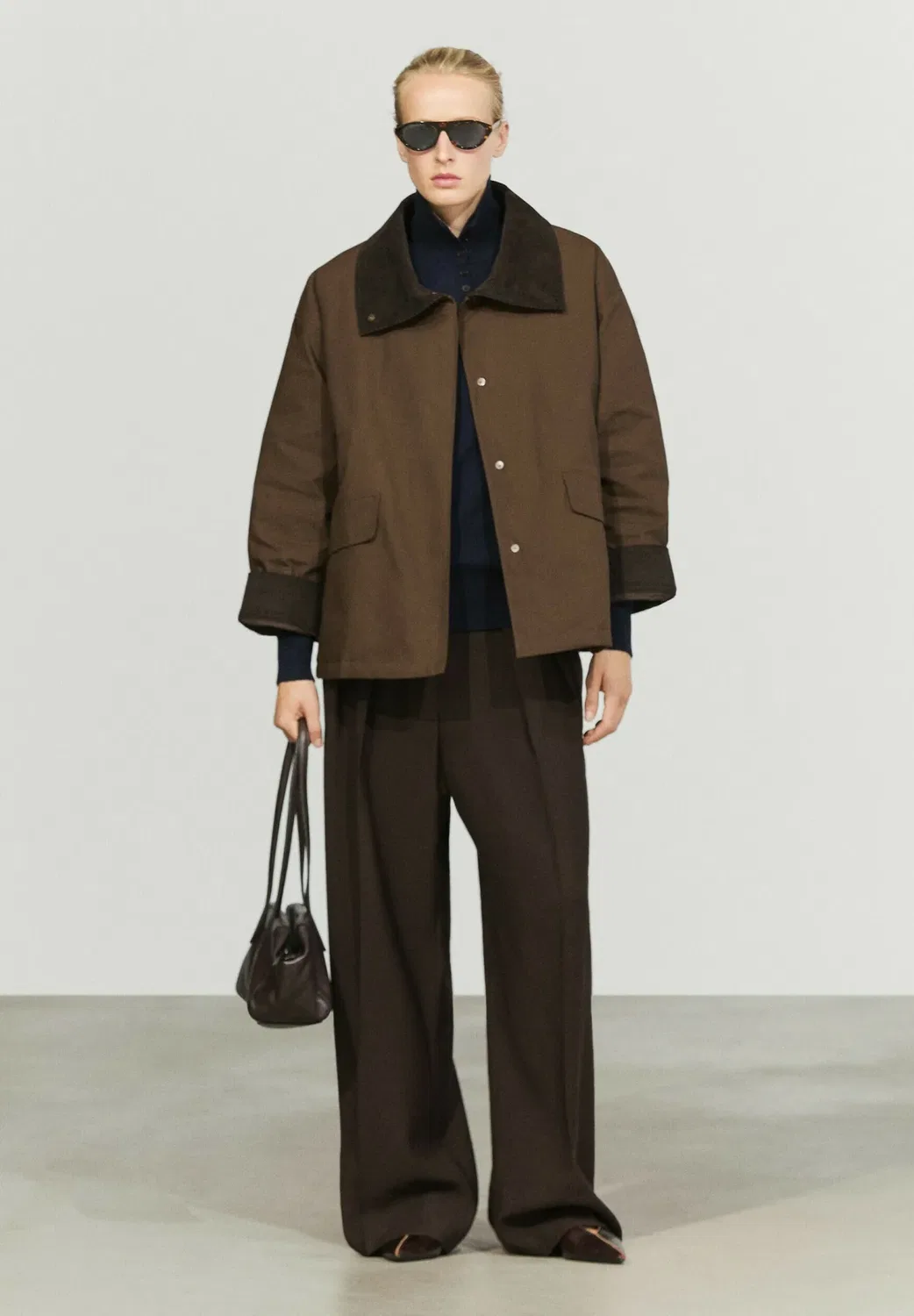 Вощеная вельветовая куртка с высоким воротником - легкая куртка Massimo Dutti, Khaki — фото 2