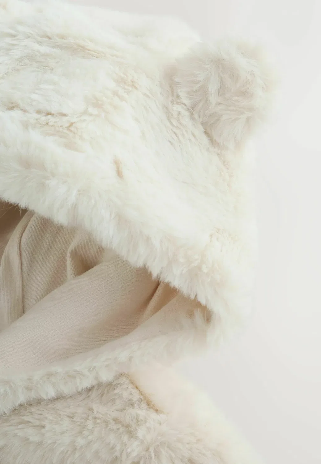 Детская куртка с капюшоном - зимняя куртка Next, Ecru Faux Fur — фото 3