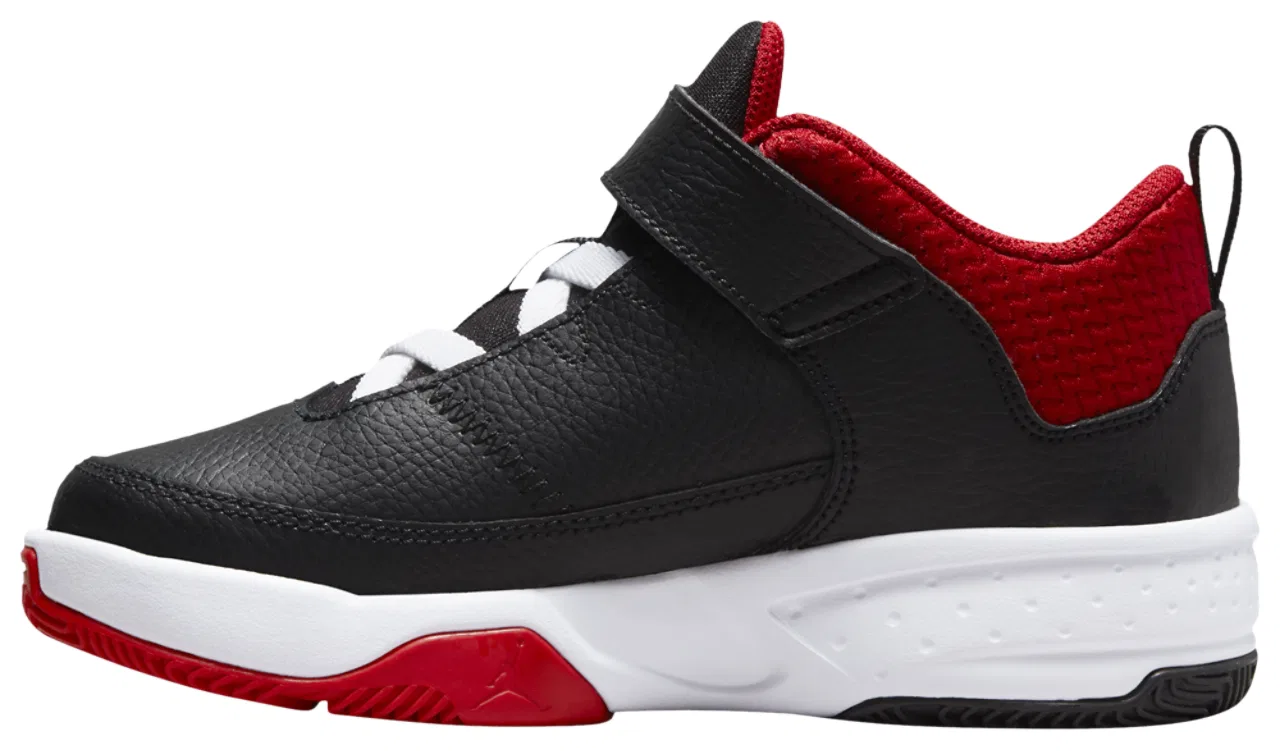 Детские кроссовки для мальчиков с мягкой гибкой подошвой Jordan Max Aura 3, Black/White/University Red — фото 2