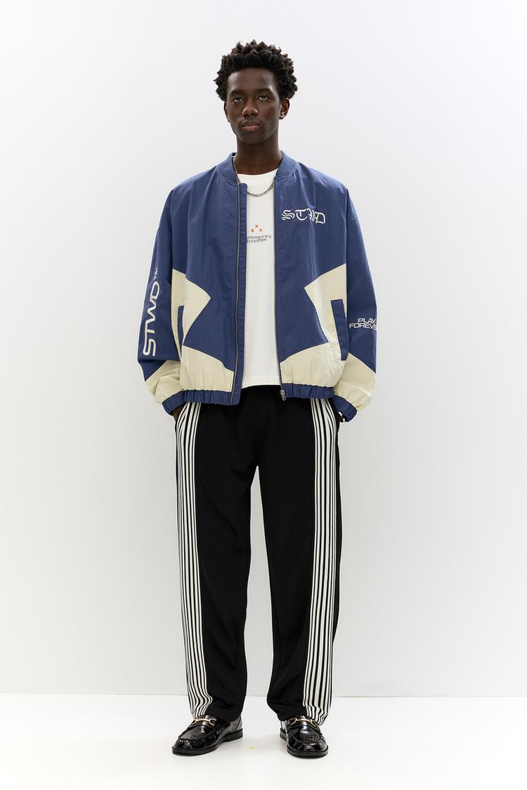 

Спортивные штаны Stwd с полосками по бокам Pull And Bear, черный