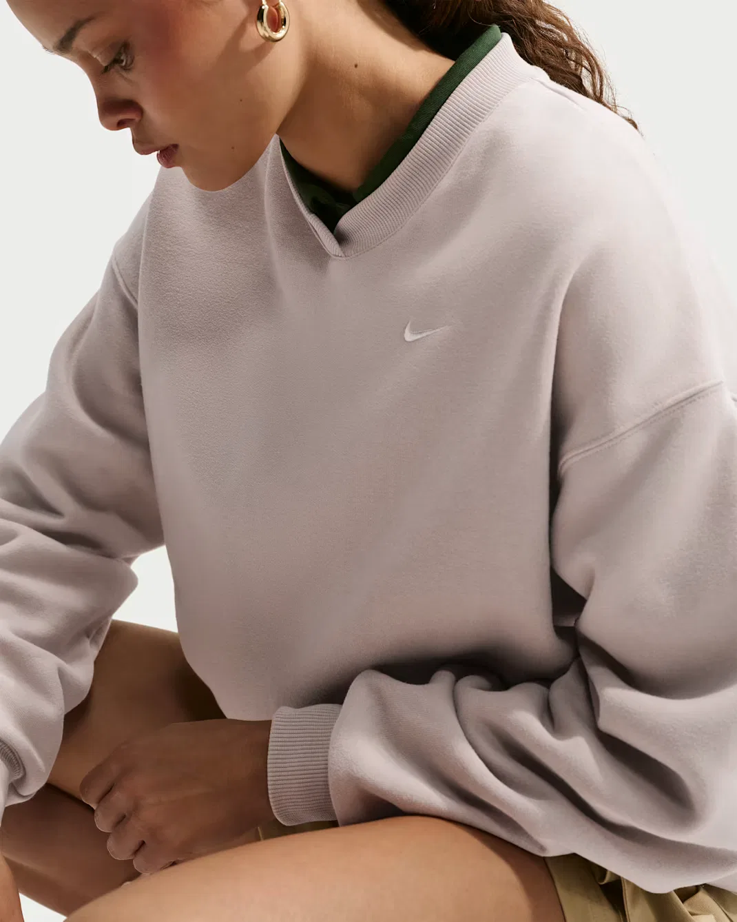 Женская свободная кофта с V-образным вырезом Nike Studio Fleece Medium Weight, Cream II/Sail