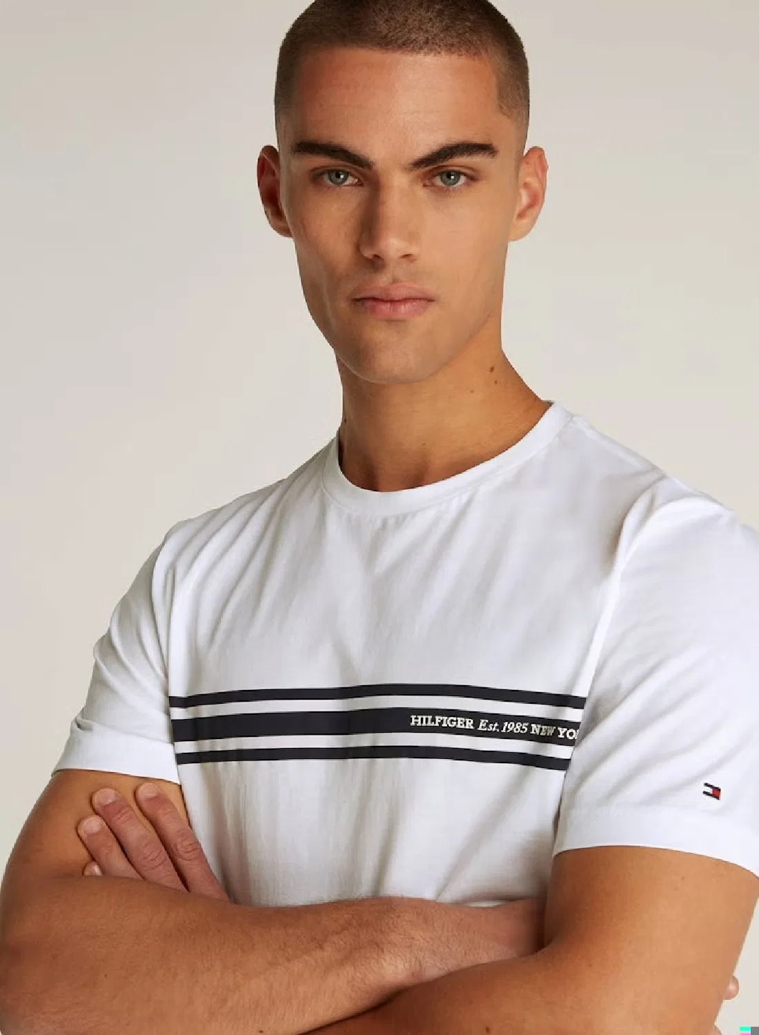 Футболка с полосатым принтом на груди Central Tommy Hilfiger, белый — фото 4