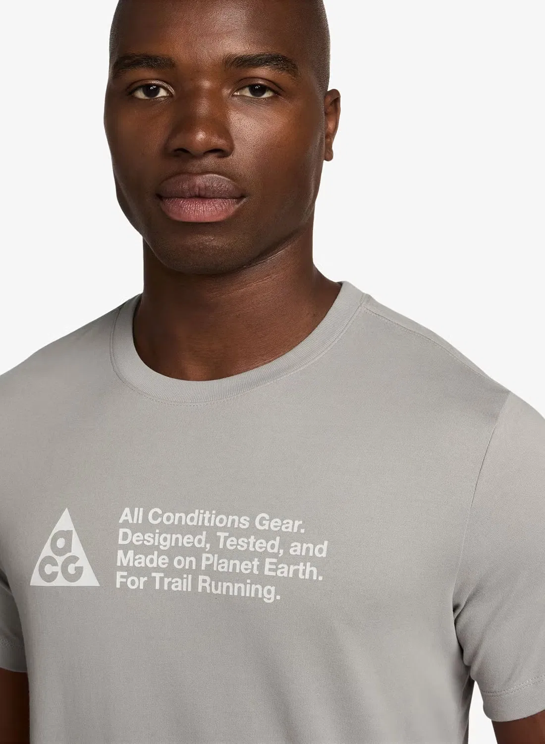 Футболка с принтом логотипа Nike ACG Dri-Fit Trail, серая — фото 3