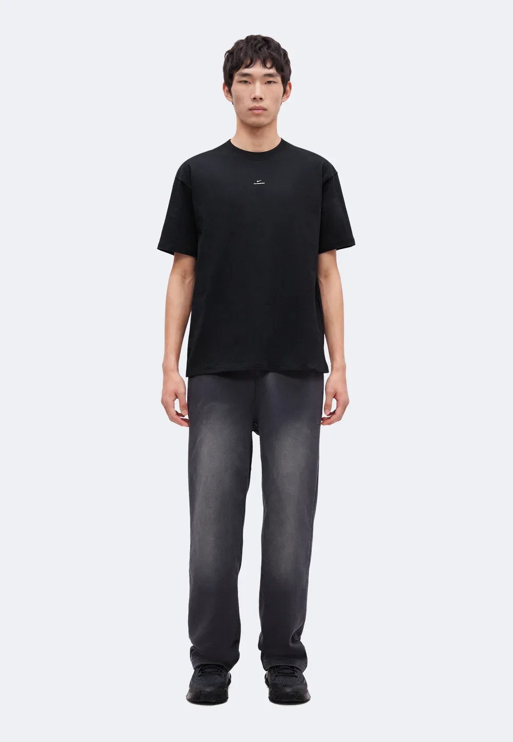 Стандартная спортивная футболка Nike Performance, Black/Pale Ivory — фото 2