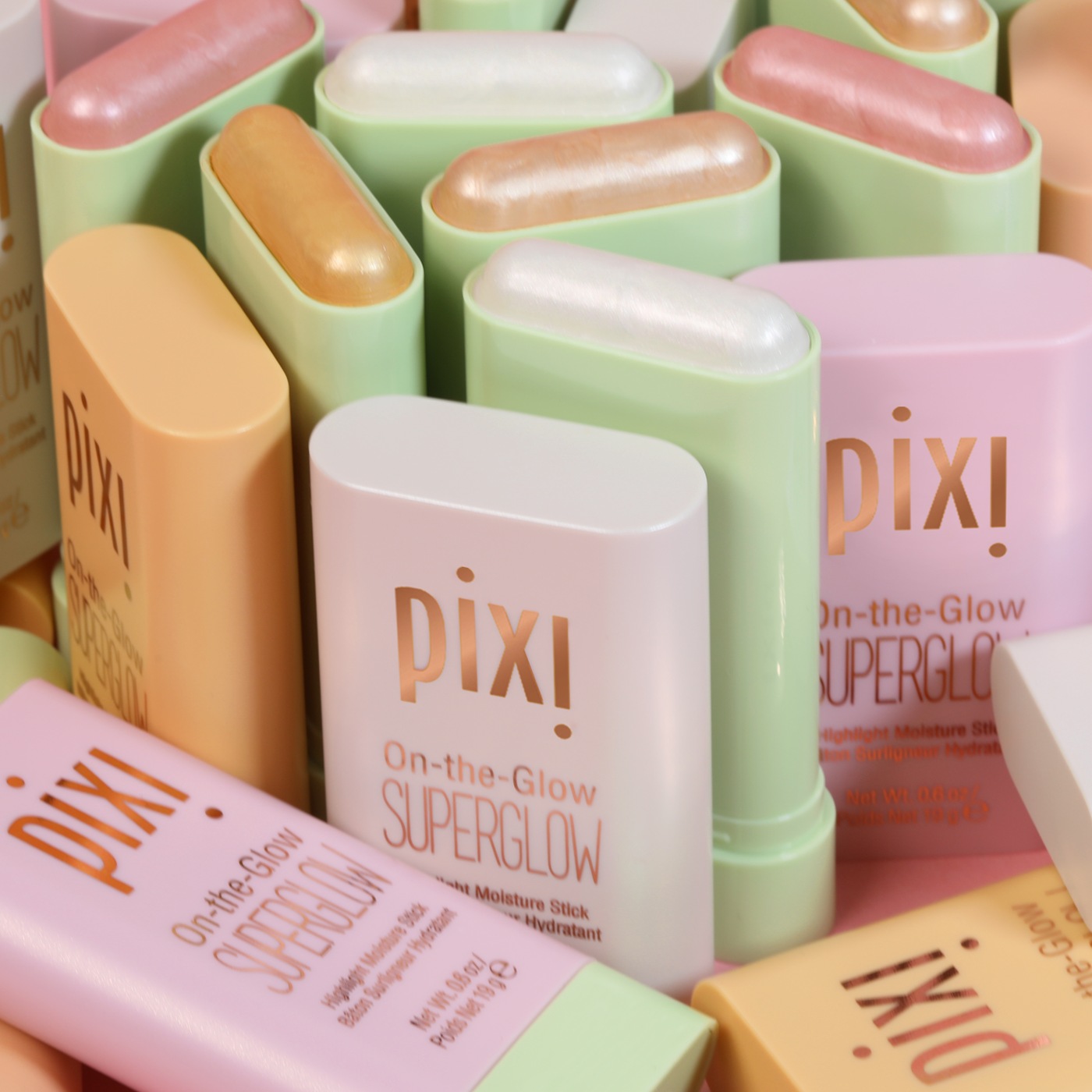 Хайлайтер on-the-glow superglow naturalustre Pixi, naturalustre, вес 19 гр. — фото 4