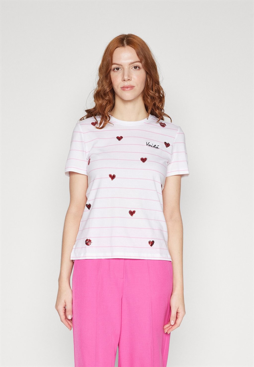 

Футболка с принтом Onlkita Life Heart Top Box ONLY, цвет bright white print/voila