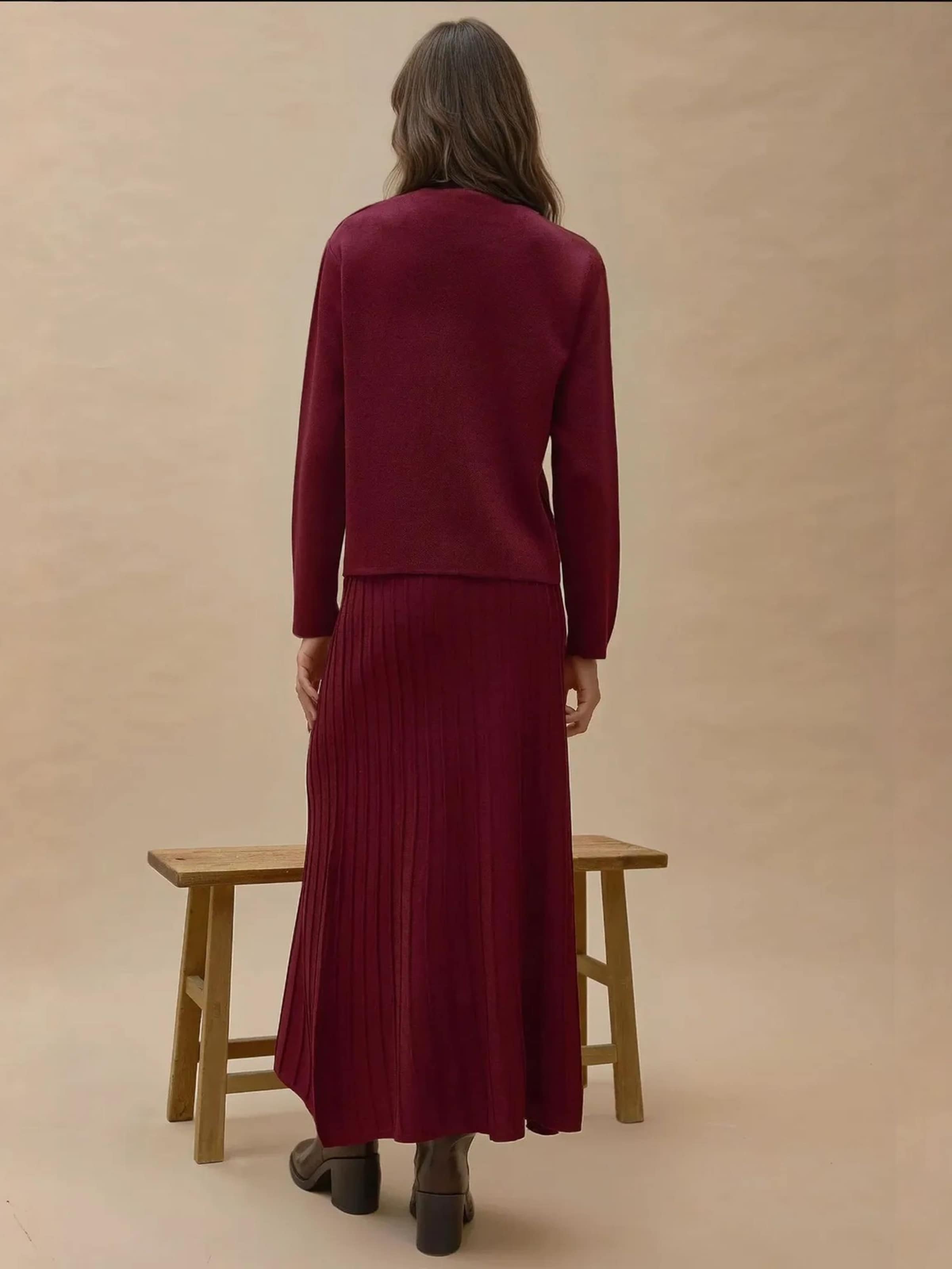 

Hiccup Workwear в цвете бургунди