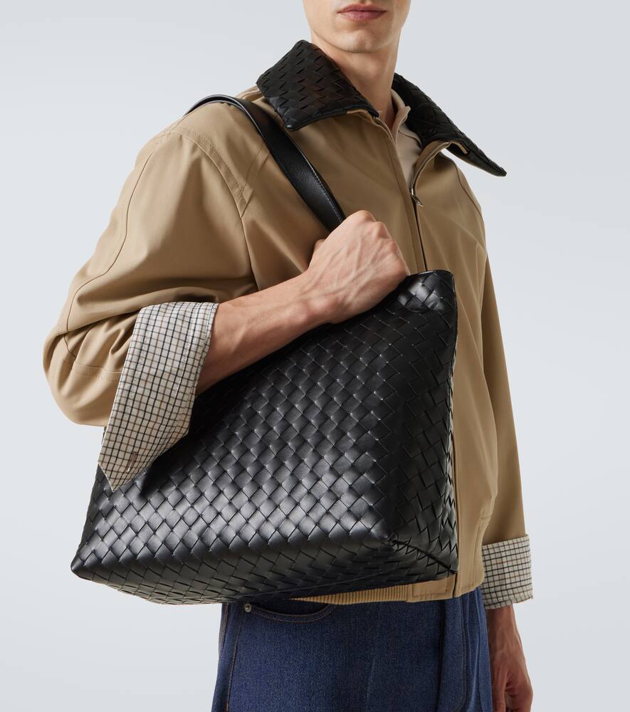 Сумка-тоут Intrecciato из кожи небольшого размера Bottega Veneta, Black — фото 3