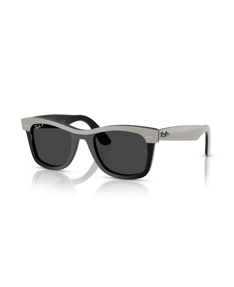 

Поляризованные солнцезащитные очки унисекс, Wayfarer Street Neat RB2240 Ray-Ban, Gray On Black, Black