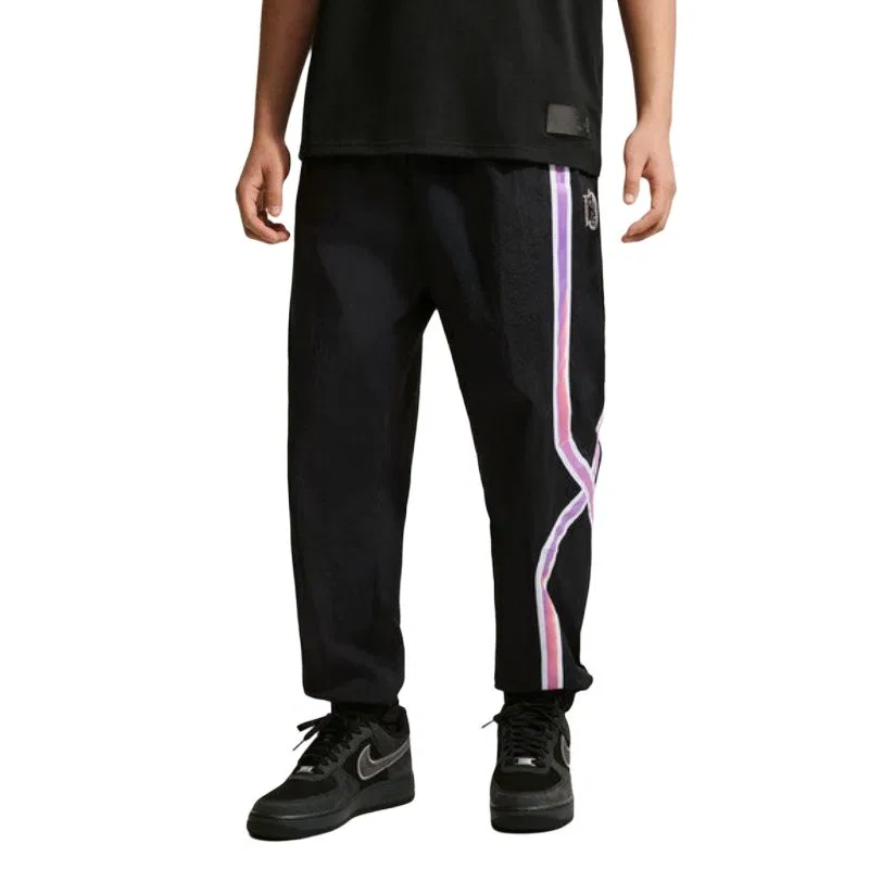 Брюки мужские повседневные черные умеренные sweatpants Nike, Black