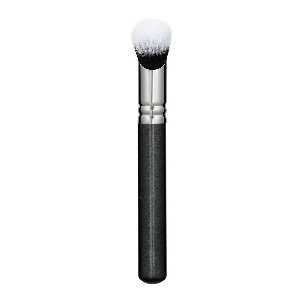 

Многофункциональная кисть для макияжа лица 118 fluid touch & blend Zoeva, количество 1 шт.