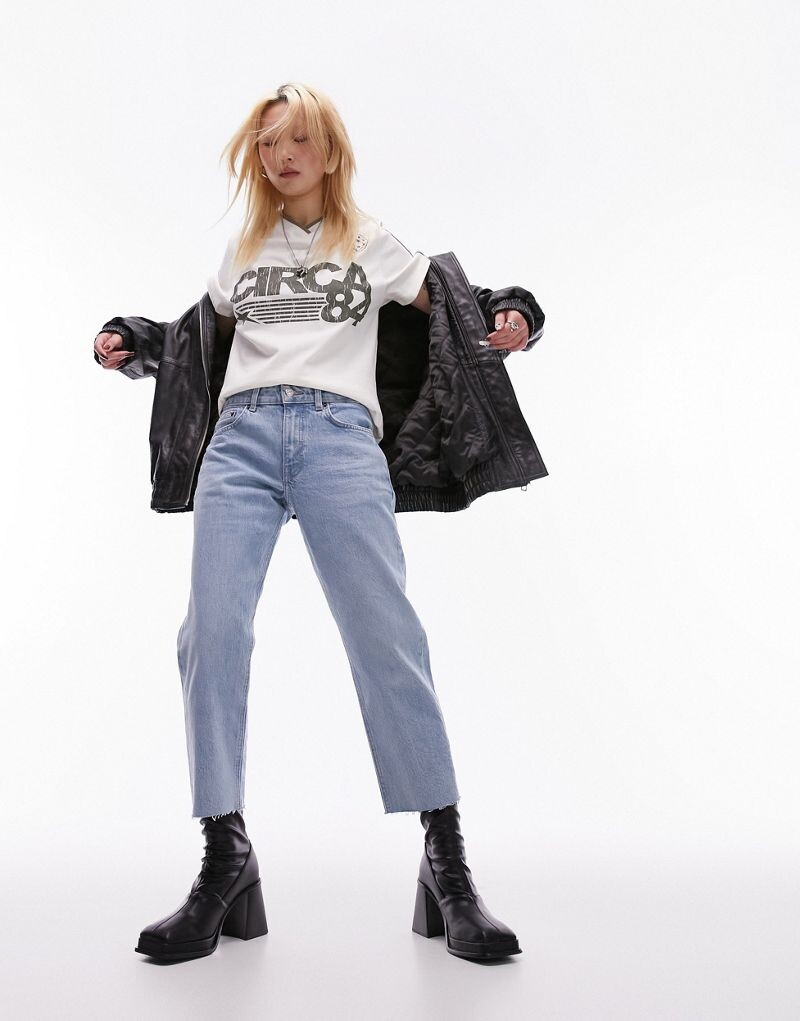 

Белые укороченные прямые джинсы со средней посадкой Topshop