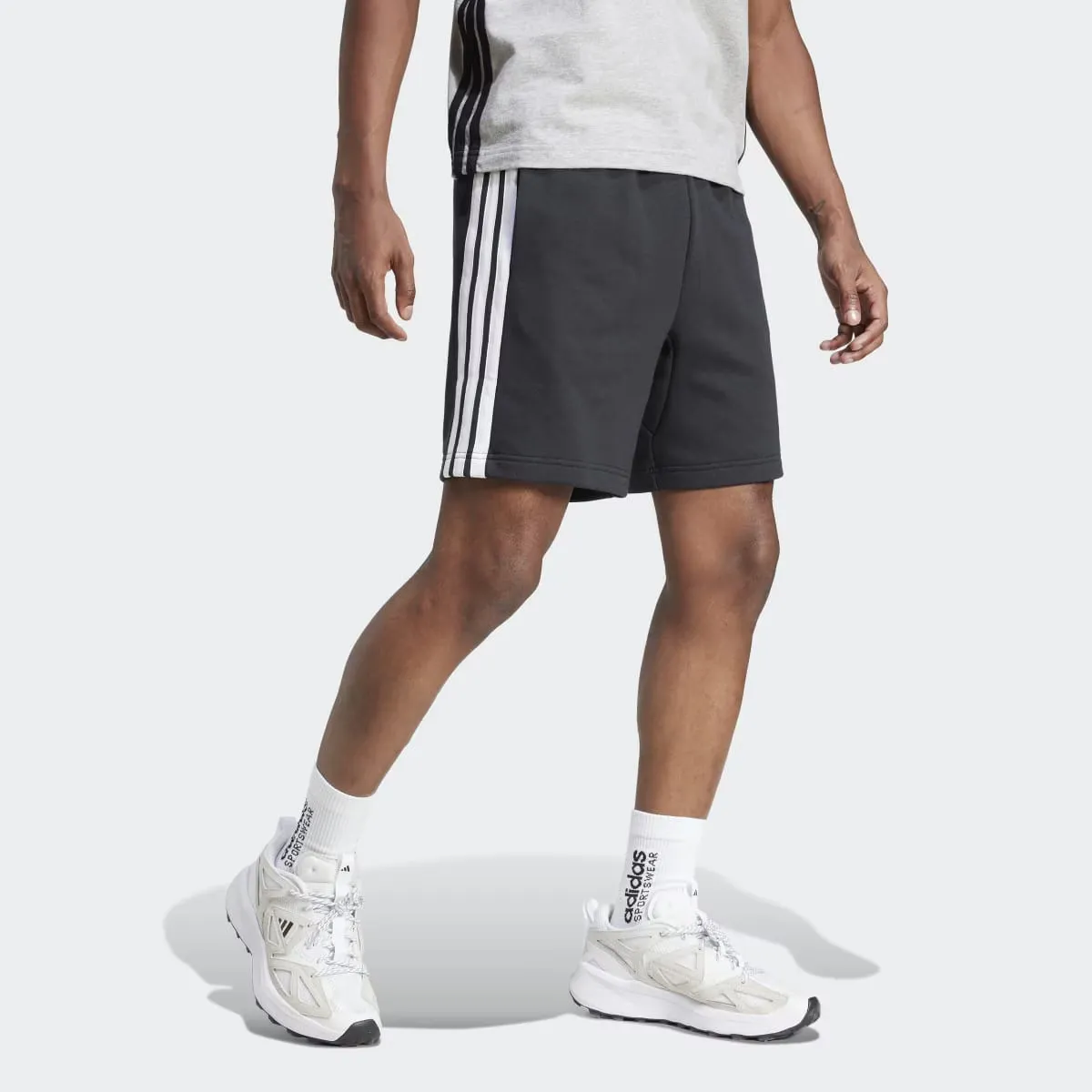 Мужские шорты Adidas Essentials French Terry с тремя полосками, черный — фото 4