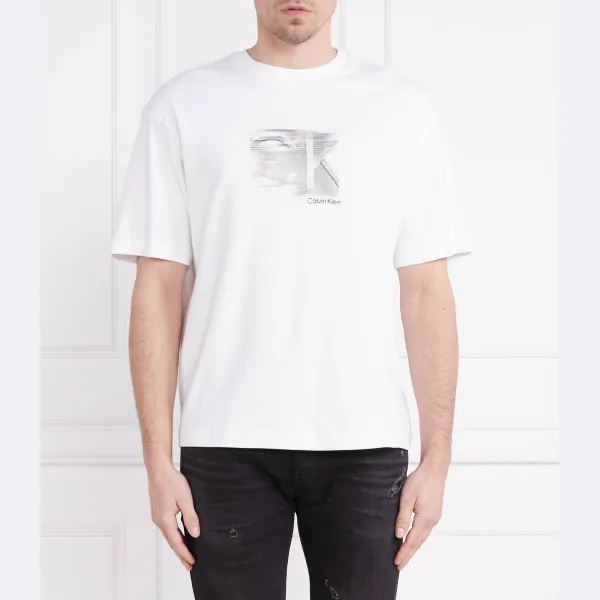 

Удобная футболка Calvin Klein, белый