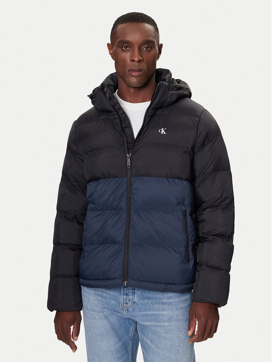 

Зимняя куртка regular fit LV04RD527G Calvin Klein Jeans, черный