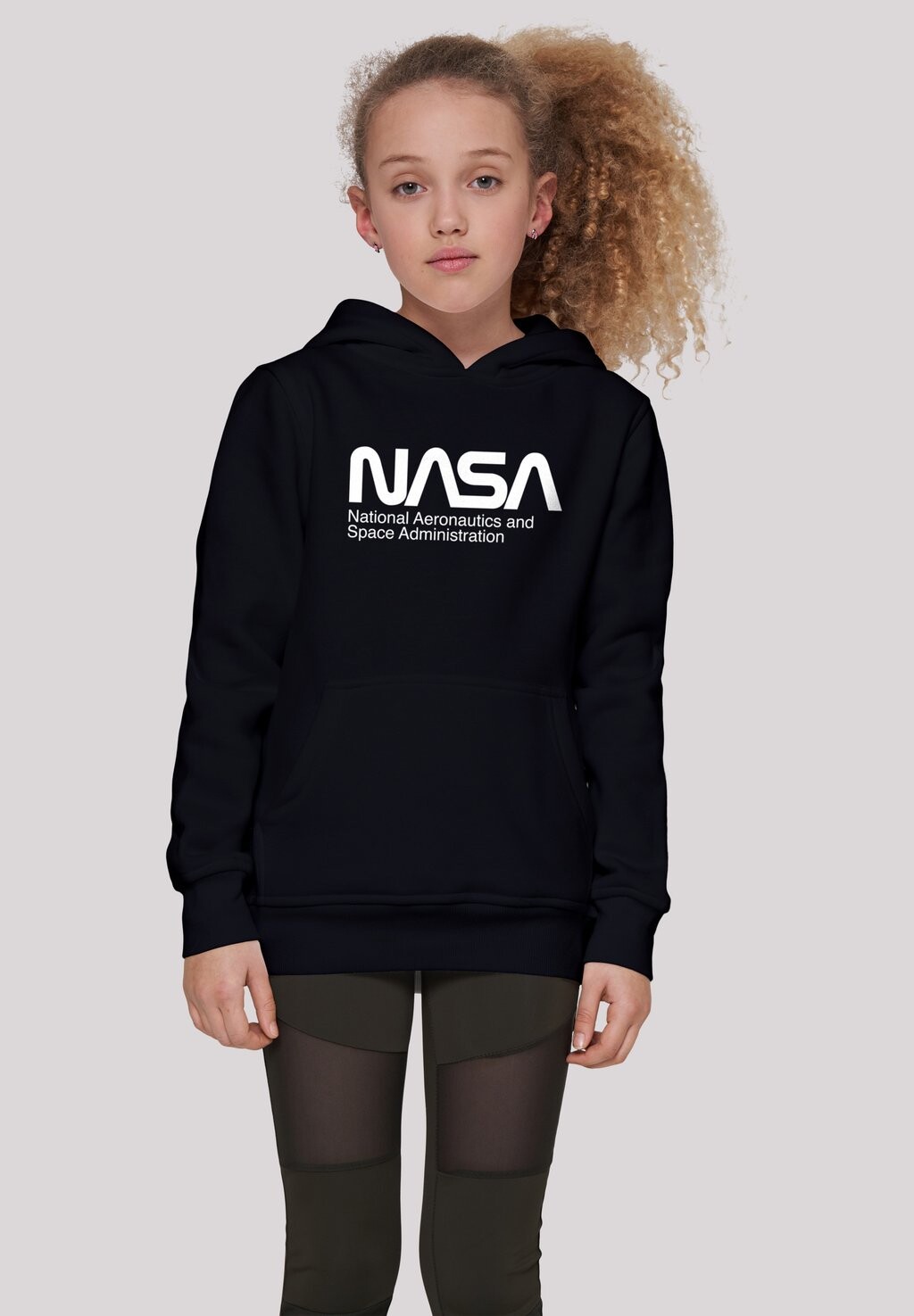 

Толстовка NASA AERONAUTICS AND SPACE F4NT4STIC, цвет black