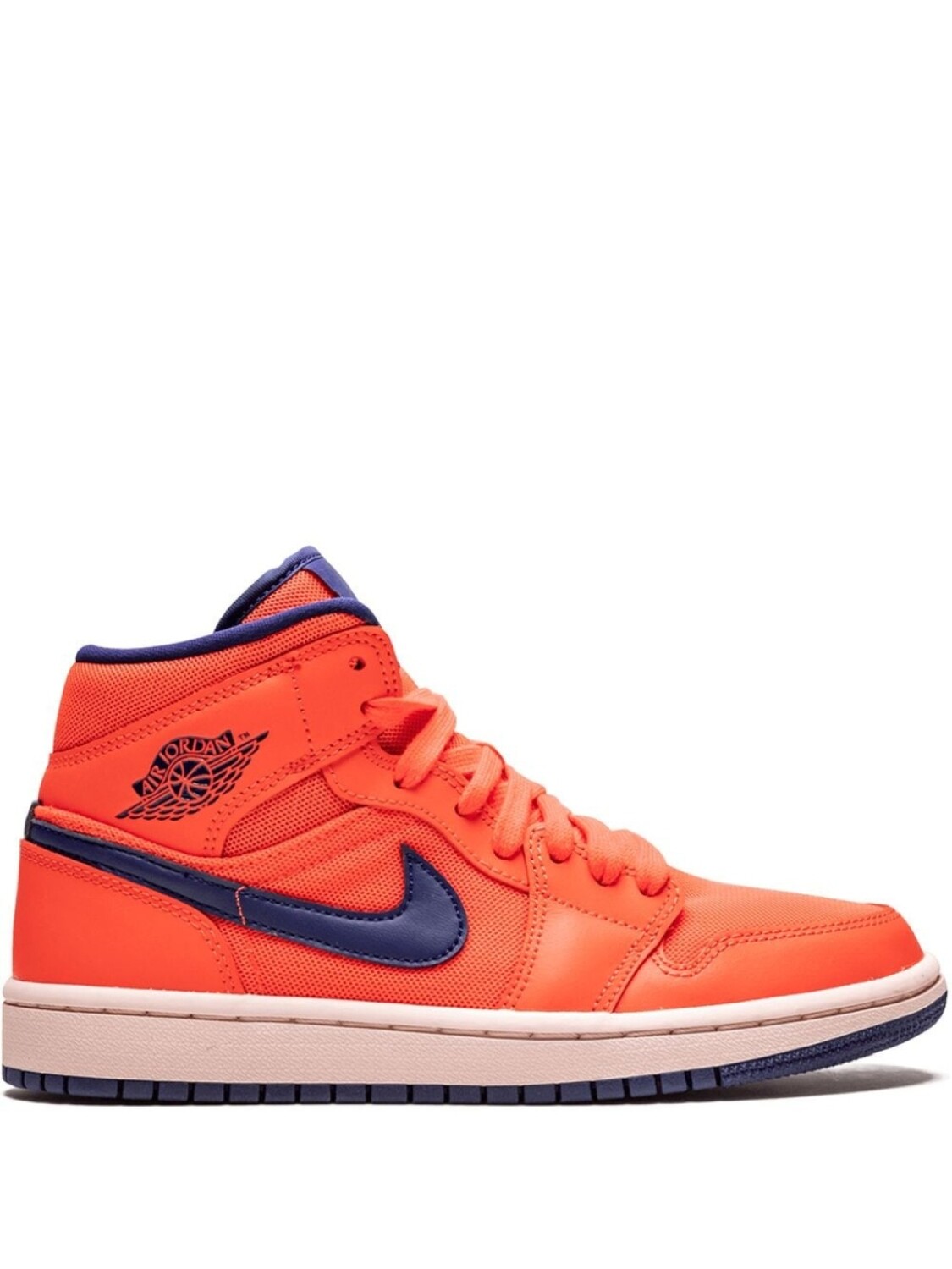 

Кроссовки Wmns Air 1 Jordan, оранжевый