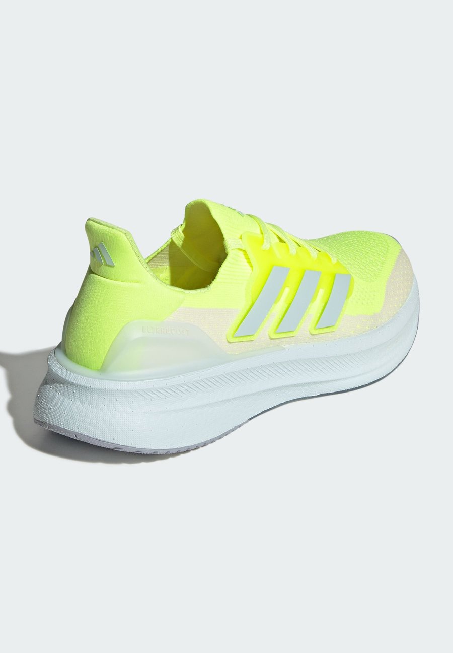 Кроссовки Adidas Performance ULTRABOOST 5, Hi-Res Yellow Blue Tint Halo Silver/Neon Yellow — фото 4