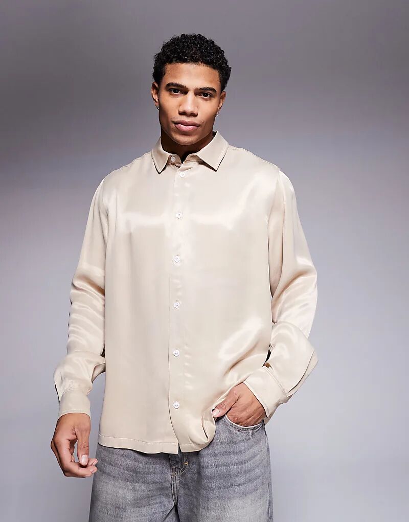 

Свободная рубашка свободного кроя из бежевого атласа ASOS DESIGN