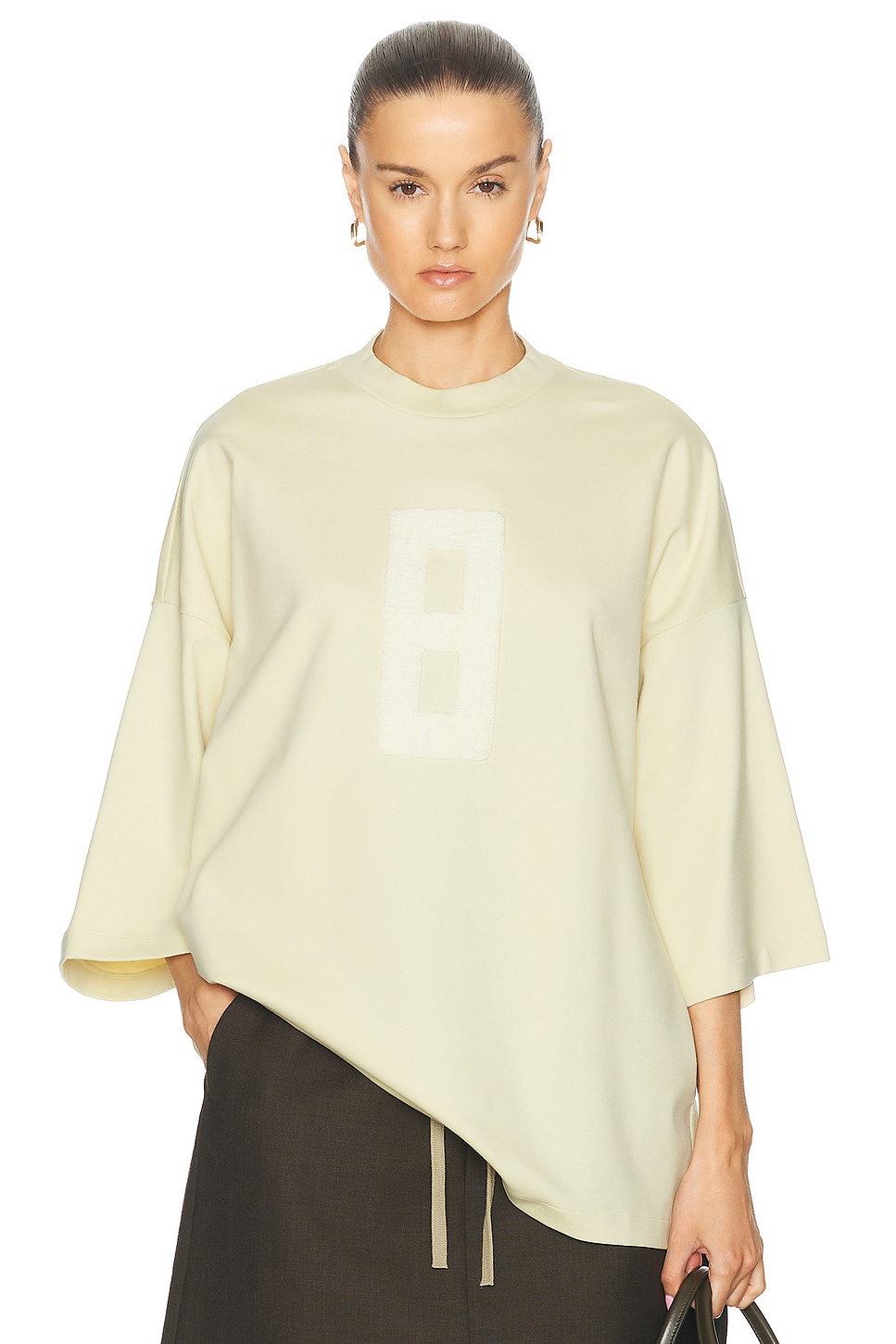 

Футболка 8 Milano с вышивкой Fear of God, цвет Lemon Cream