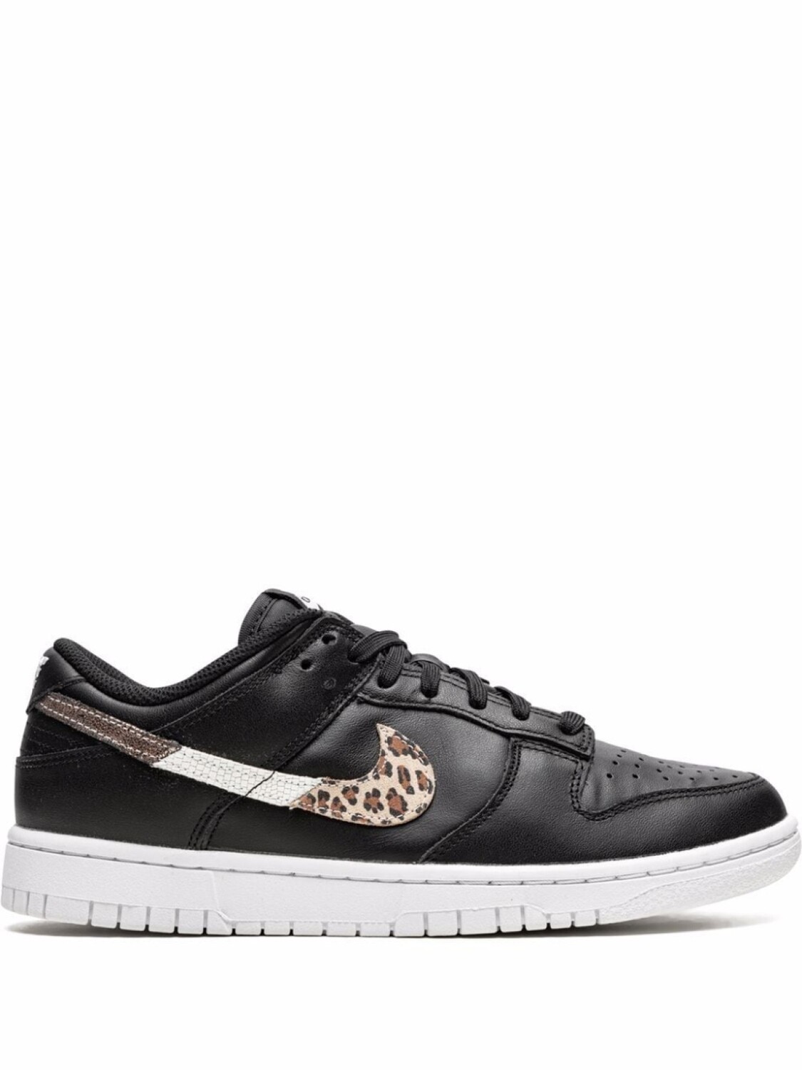 

Nike кроссовки Dunk Low SE, черный