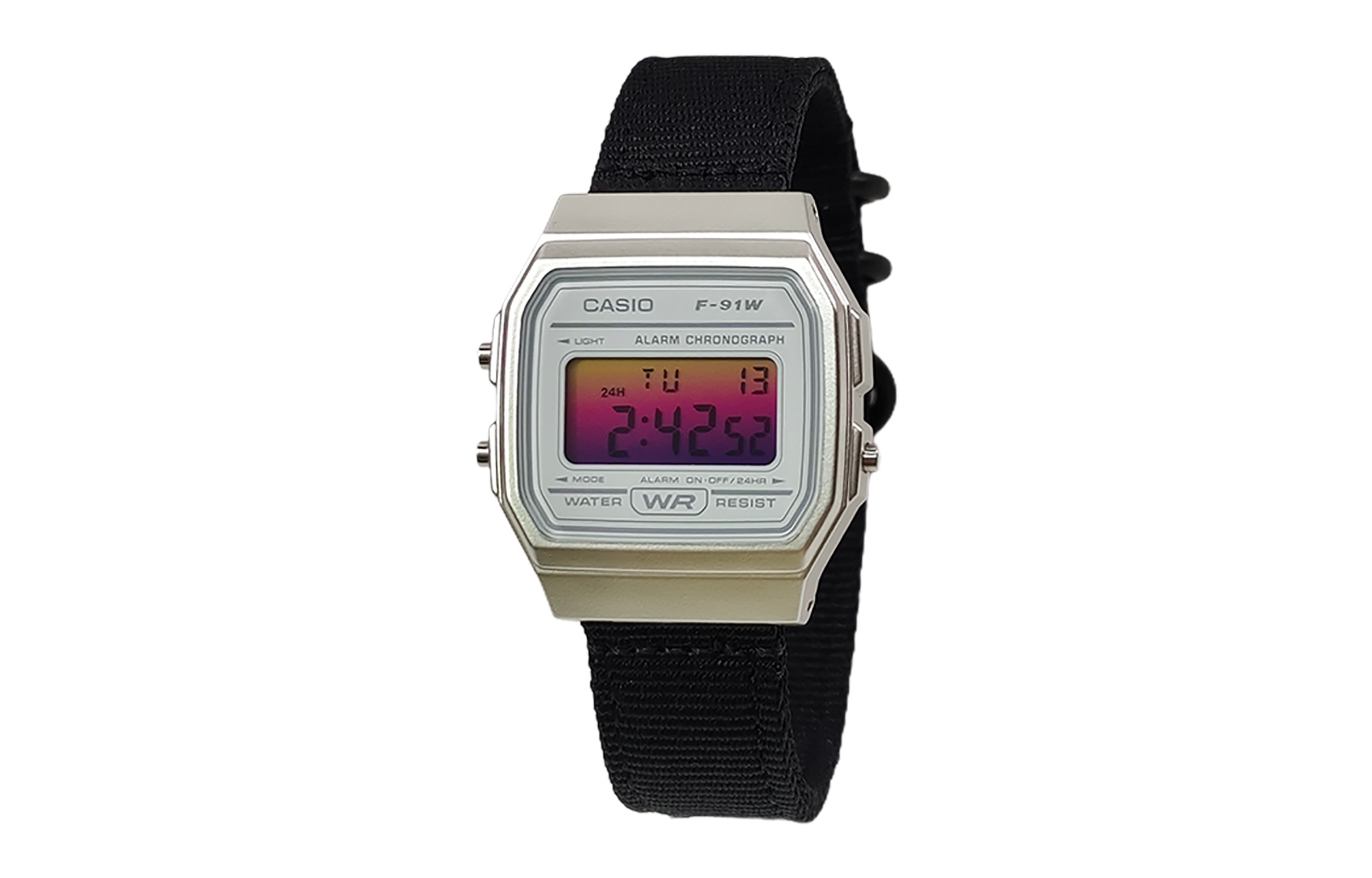 

CASIO Мужские часы Retrofit Series с кварцевым механизмом и нейлоновым ремешком, черный циферблат