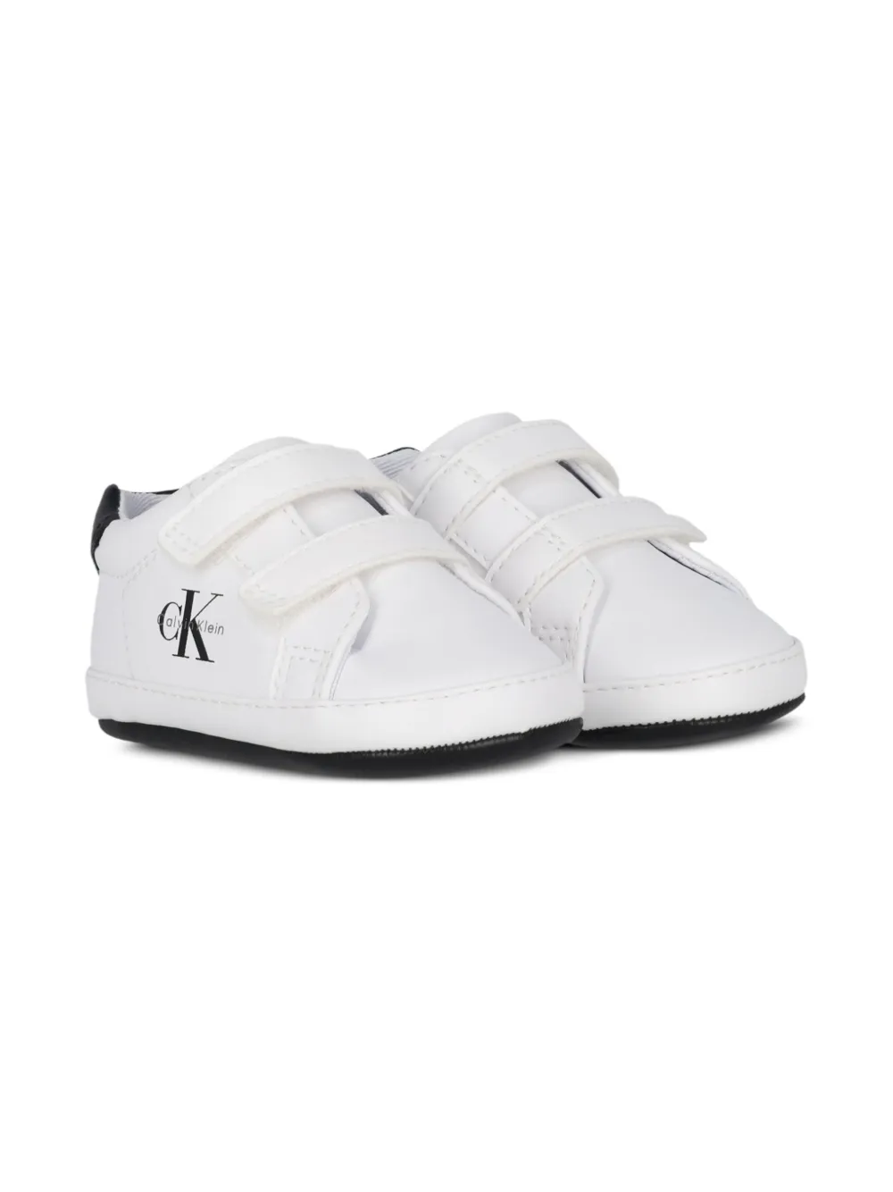 

Пинетки с ремешками и логотипом Calvin Klein Kids, белый
