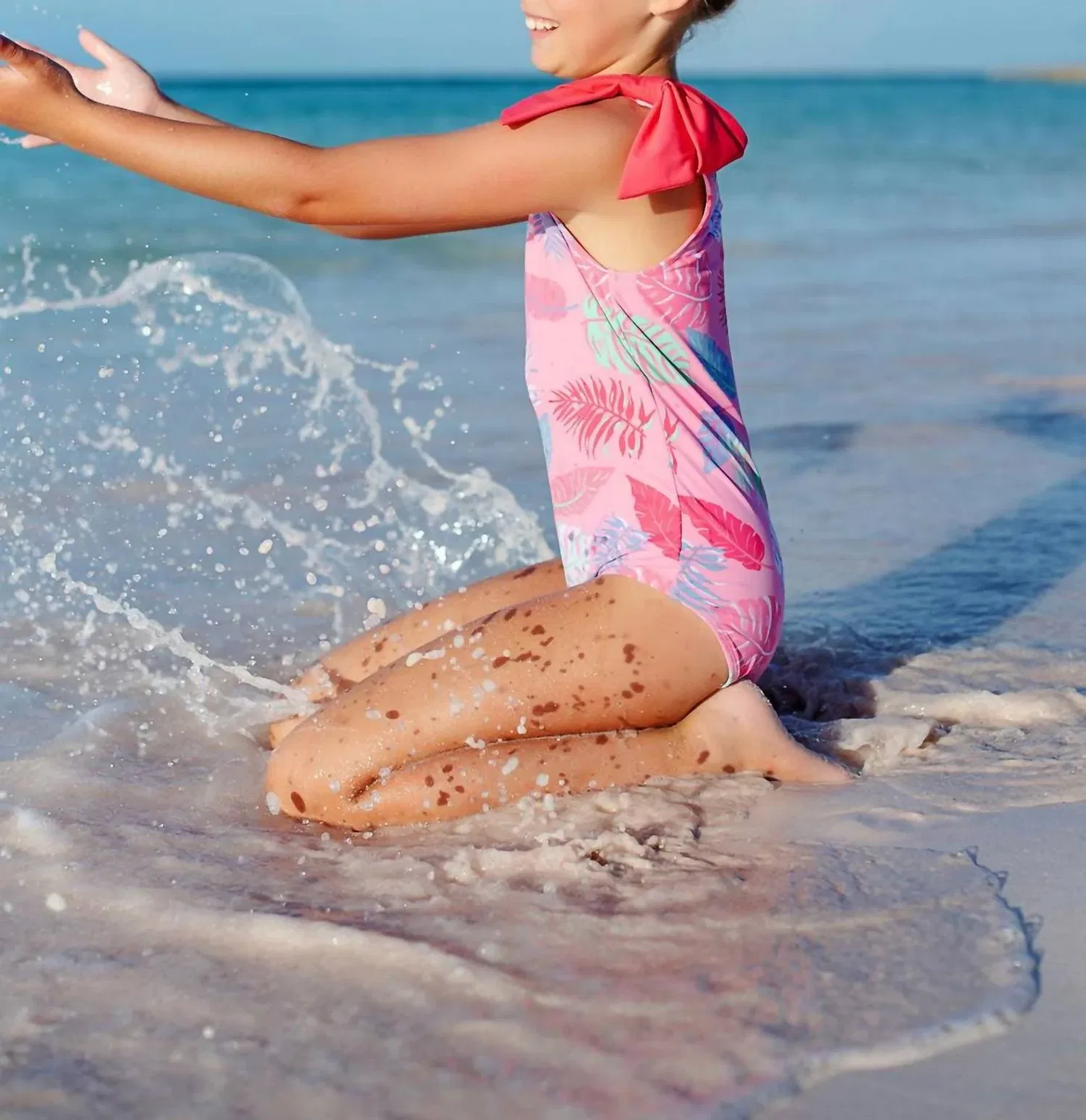 The Beaufort Bonnet Company Купальник Brookhaven Bow Swimsuit In Caicos Canopy