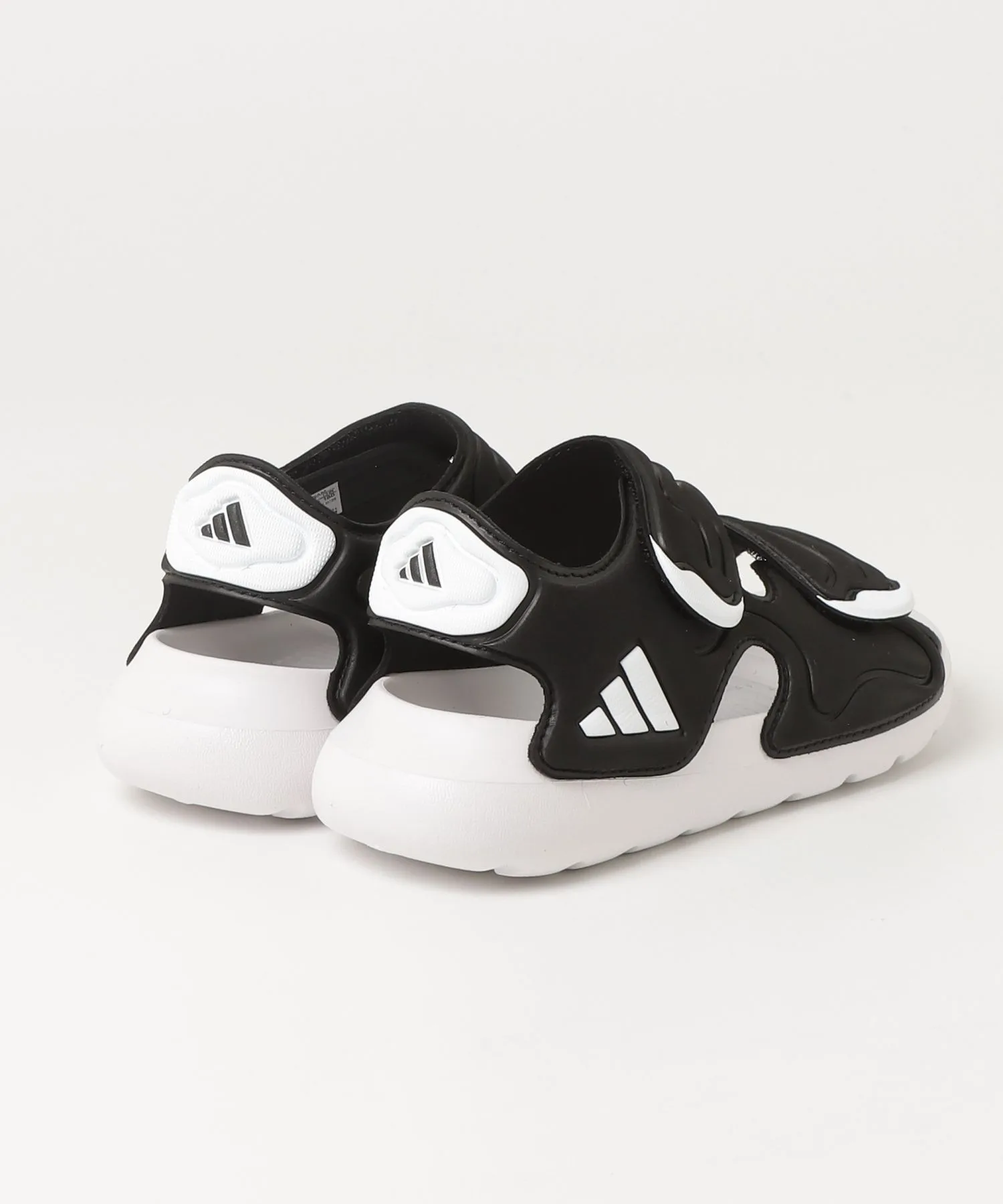 Детские сандалии с быстрой сушкой Altaswim 3 adidas черно-белые — фото 2