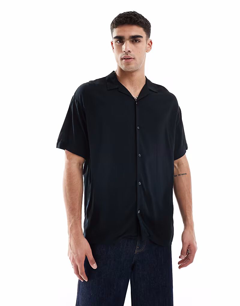 

Рубашка Jack & Jones Revere с короткими рукавами и воротником черного цвета
