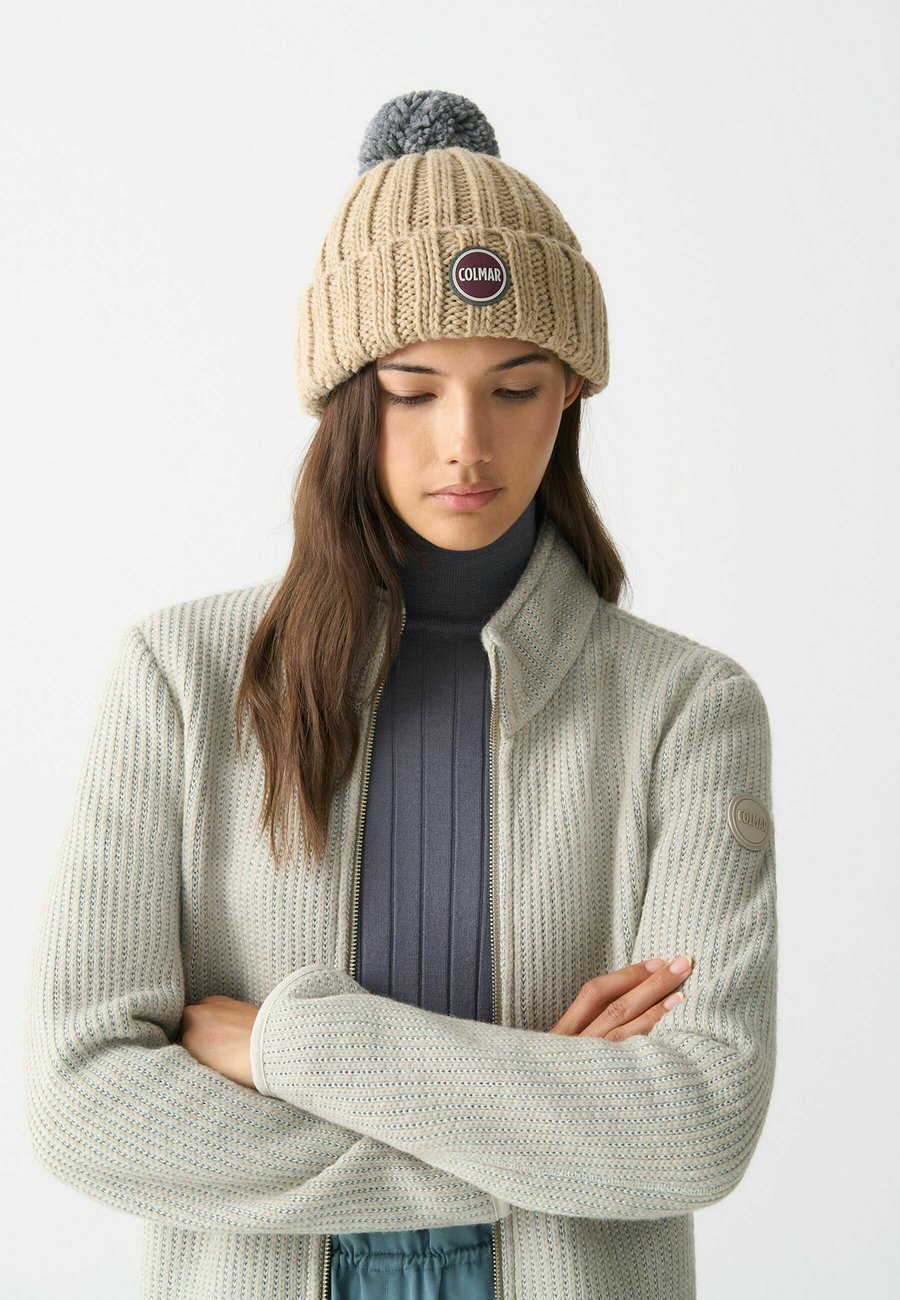 

Шапка Colmar Originals UNISEX WITH POM-POM, Beige