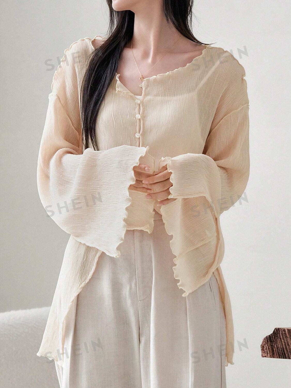 

Блузка Dazy-Less с волнистыми краями и расклешенными рукавами. передние кнопки Dazy, абрикосовый