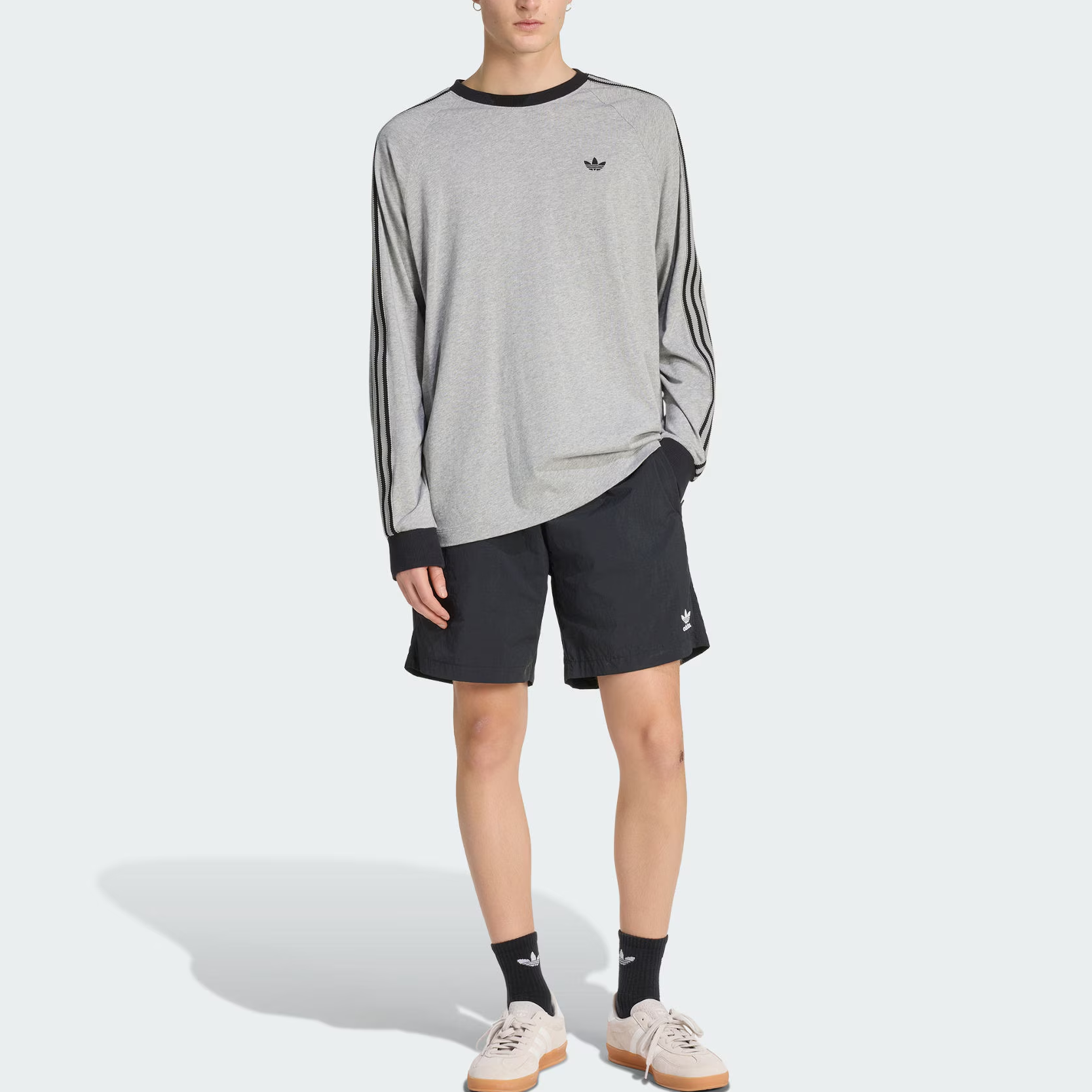 Футболка Britcore Cali мужская Adidas Originals, medium heather серый — фото 2