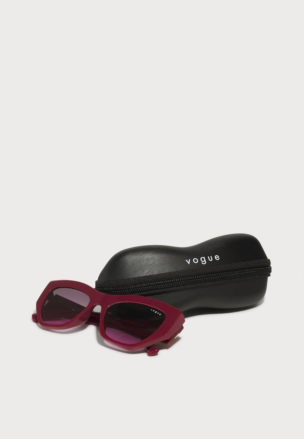 

Солнцезащитные очки VOGUE Eyewear, красный