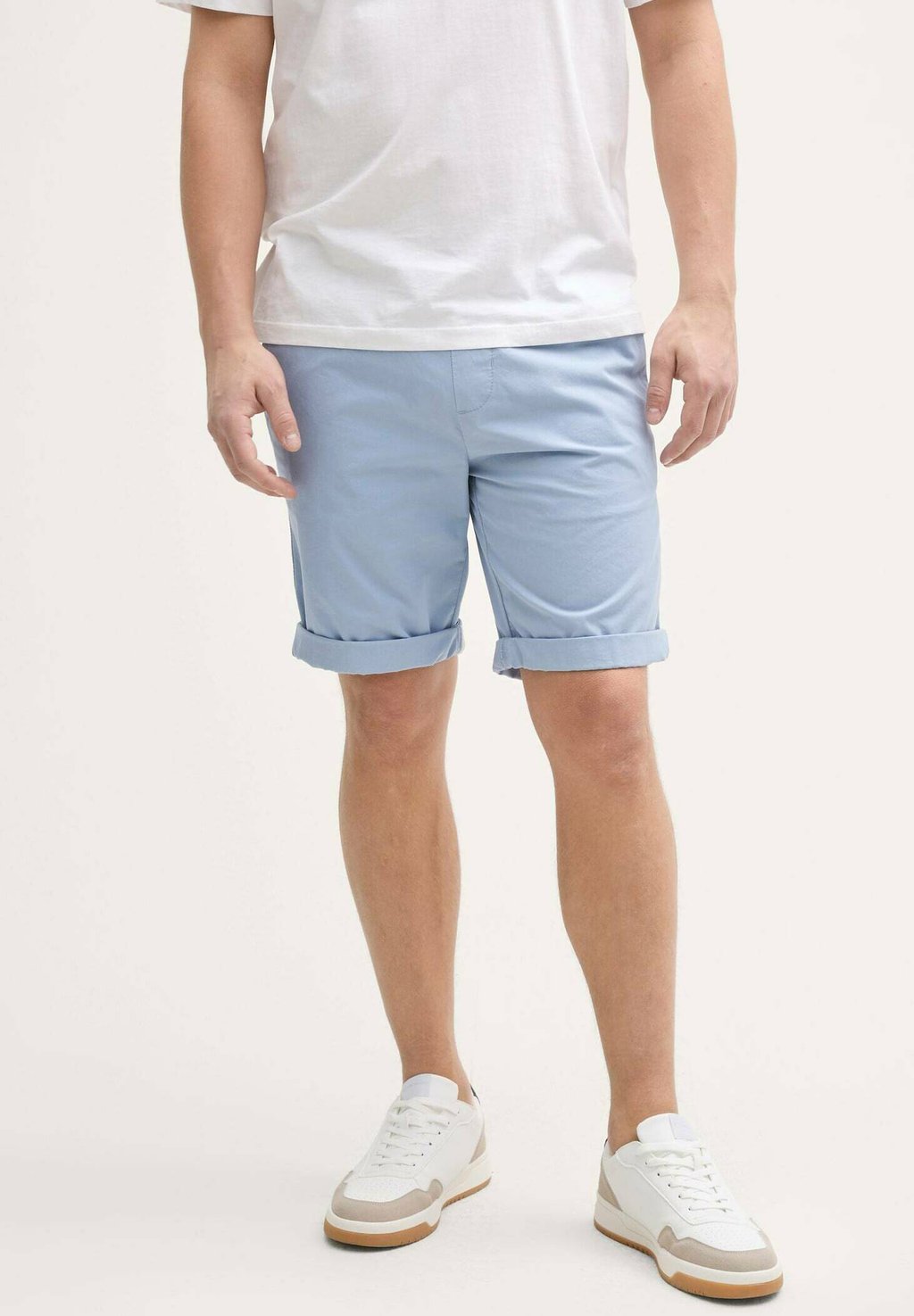

Джинсовые шорты REGULAR MIT GUMMIBUND TOM TAILOR DENIM, цвет Dusty Aquamarine Blue