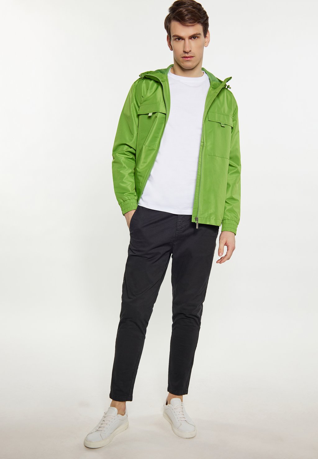 

Куртка для активного отдыха ANORAK Mo, светло-зеленый