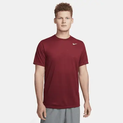 

Футболка Nike Dri-FIT Legend, цвет Team Red/Matte Silver