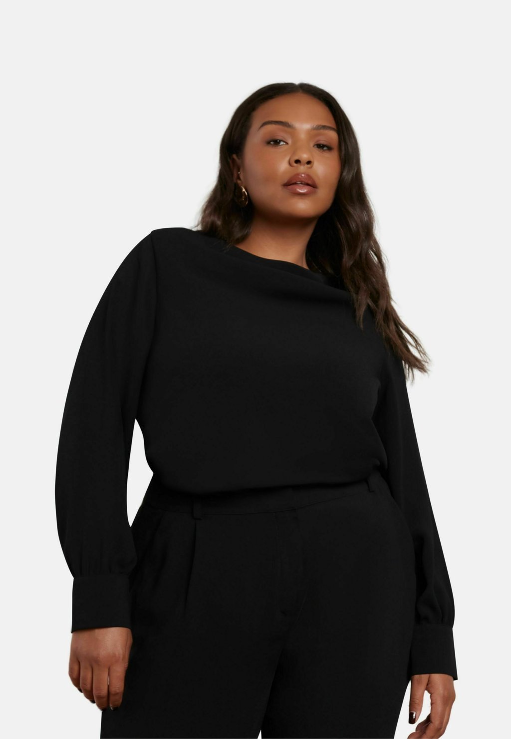 

Блуза Live Unlimited London, черный