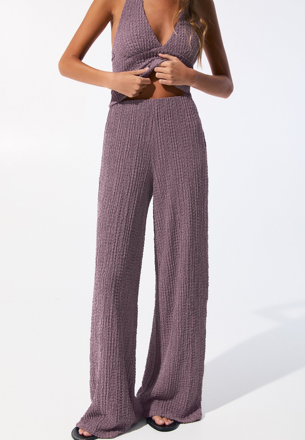 

Брюки RUSTIC PULL&BEAR, темно-фиолетовый