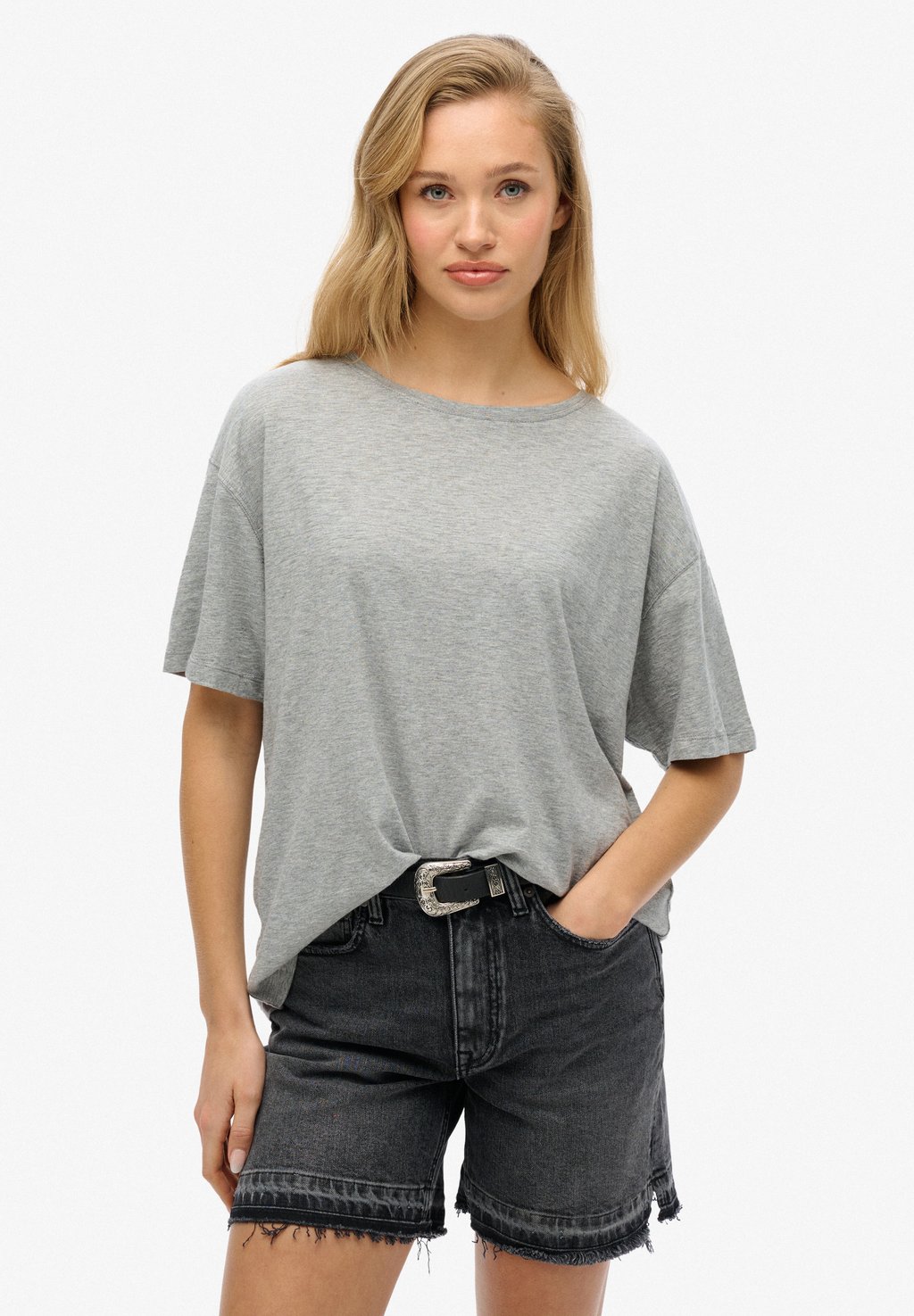 

Футболка с принтом STUDIOS DROPPED SHOULDER Superdry, серый
