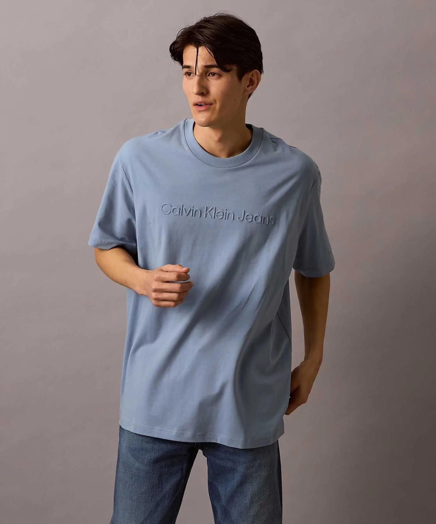 Унисекс футболка с эмбоссированным логотипом Institutional Regular T-shirt Calvin Klein синяя