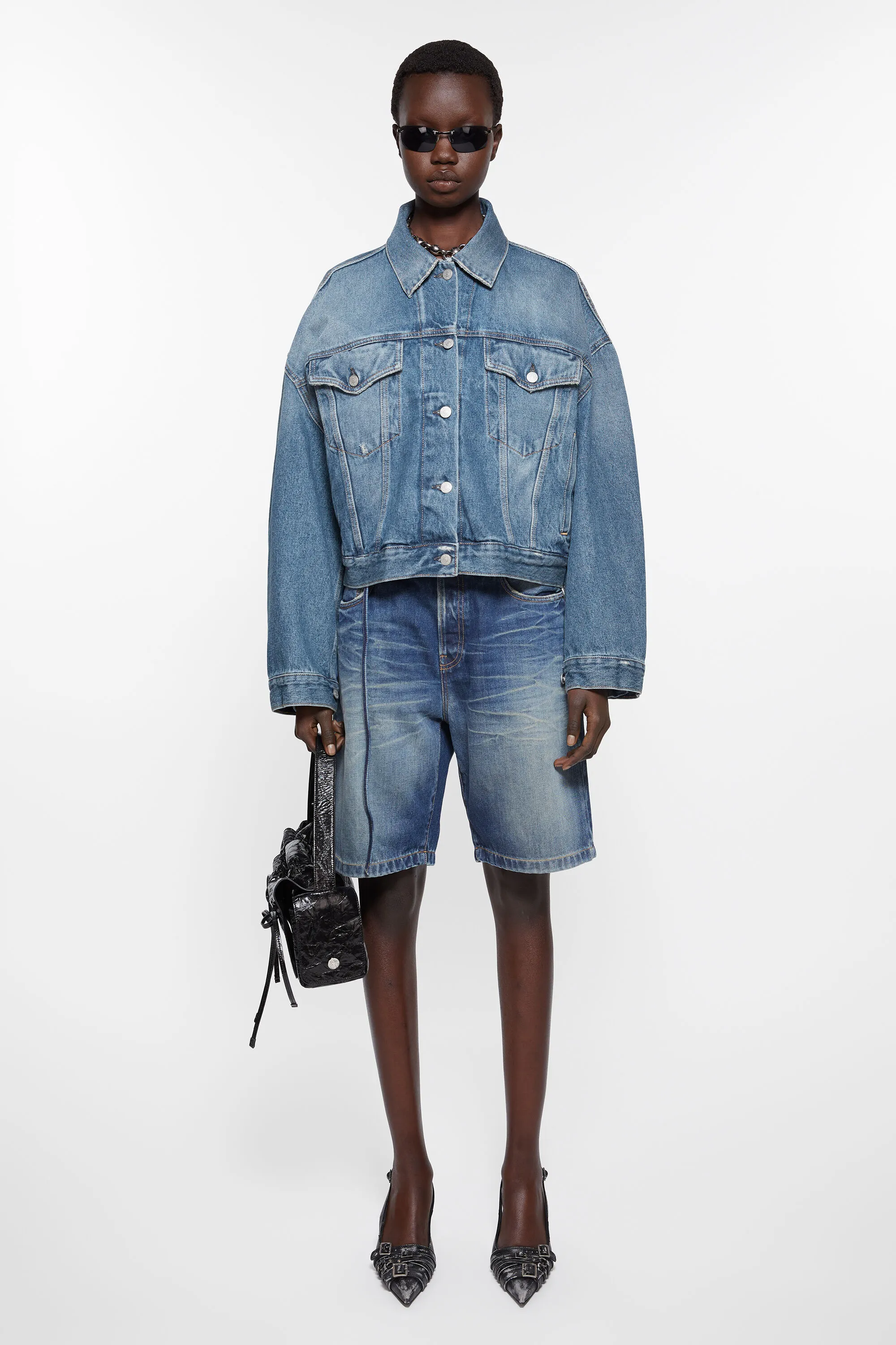 

Джинсовая куртка - Свободный укороченный крой Acne Studios, цвет Mid Blue, Синий, Джинсовая куртка - Свободный укороченный крой Acne Studios, цвет Mid Blue
