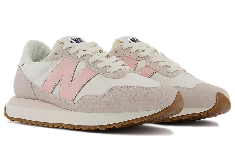Беговые кроссовки (WMNS) New Balance 237 'Sea Salt Pink Haze', кремовый — фото 3
