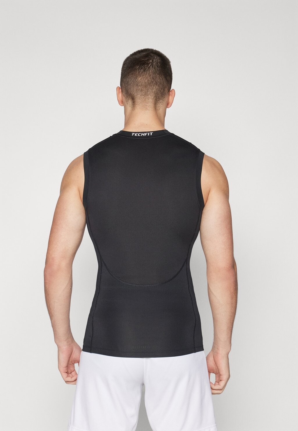 Топ Techfit Sleeveless adidas Performance, черный — фото 3