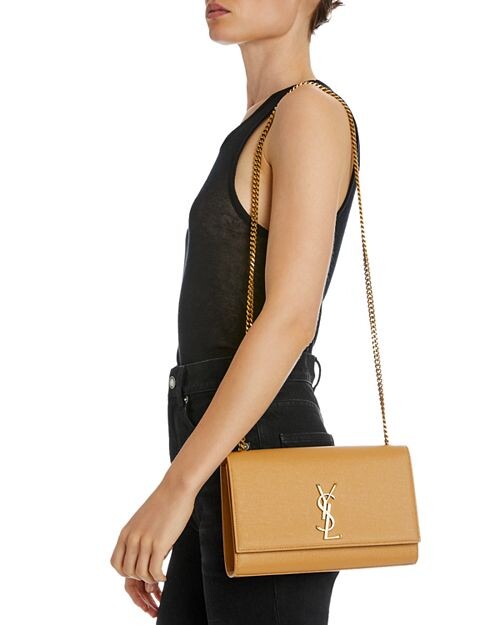 Маленькая сумка Kate из кожи с тиснением Grain De Poudre Saint Laurent, цвет Black — фото 2