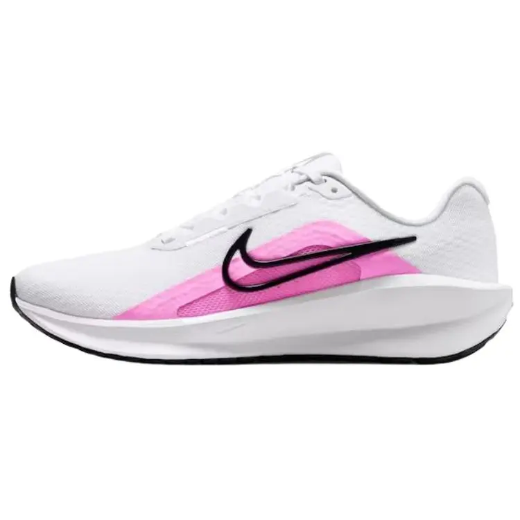 

Nike Женские беговые кроссовки DOWNSHIFTER 13 белые