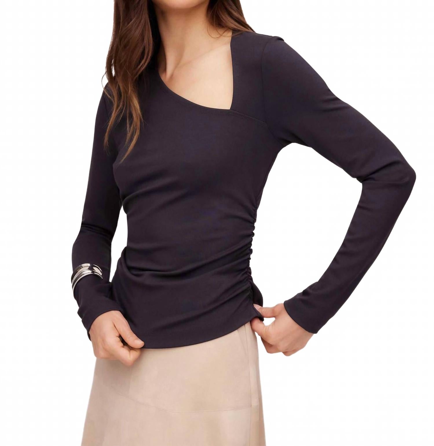 

Shay асимметричный топ с присборенными рукавами в граните Fifteen Twenty, Granite