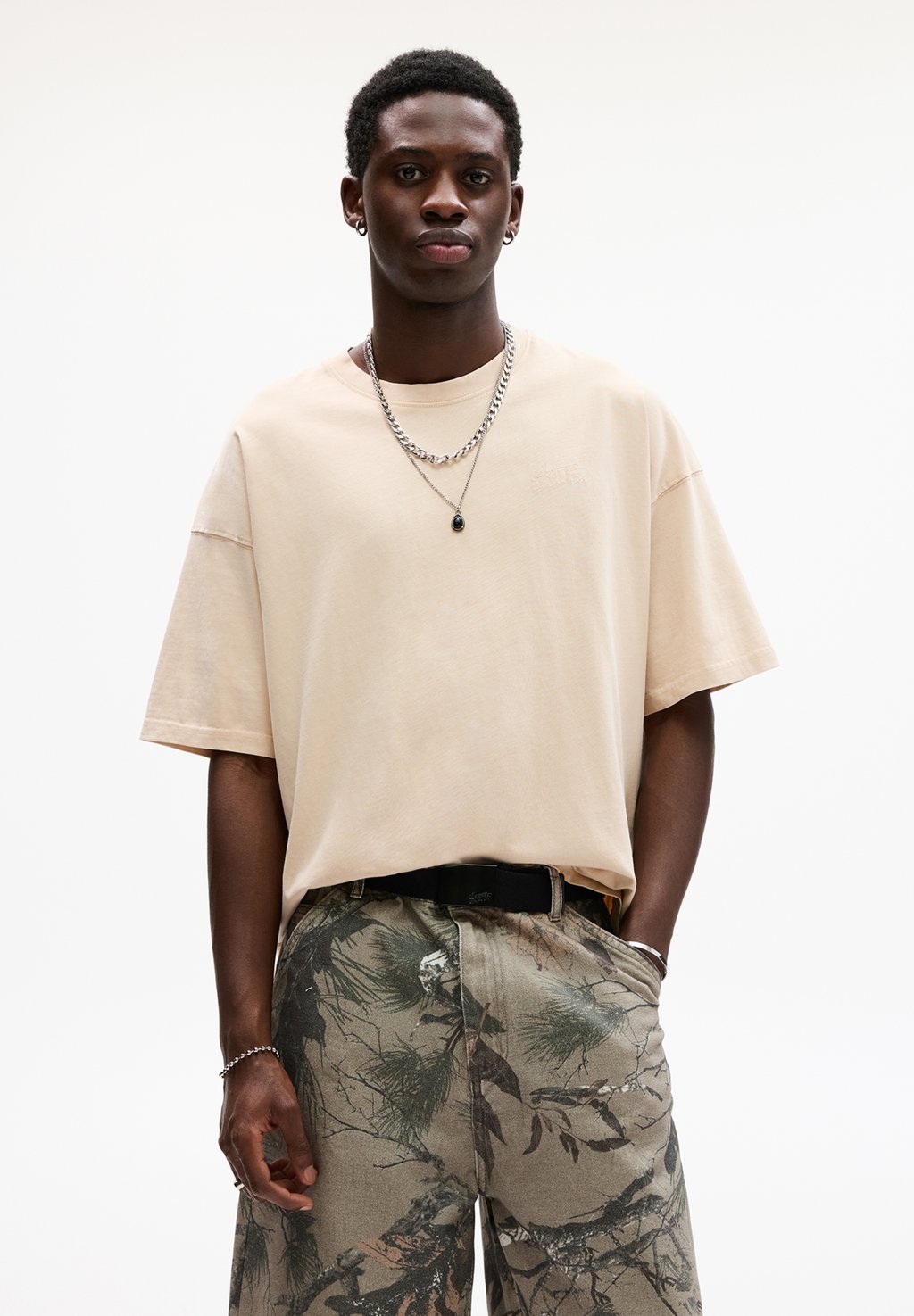 

Базовая футболка PULL&BEAR, песочный